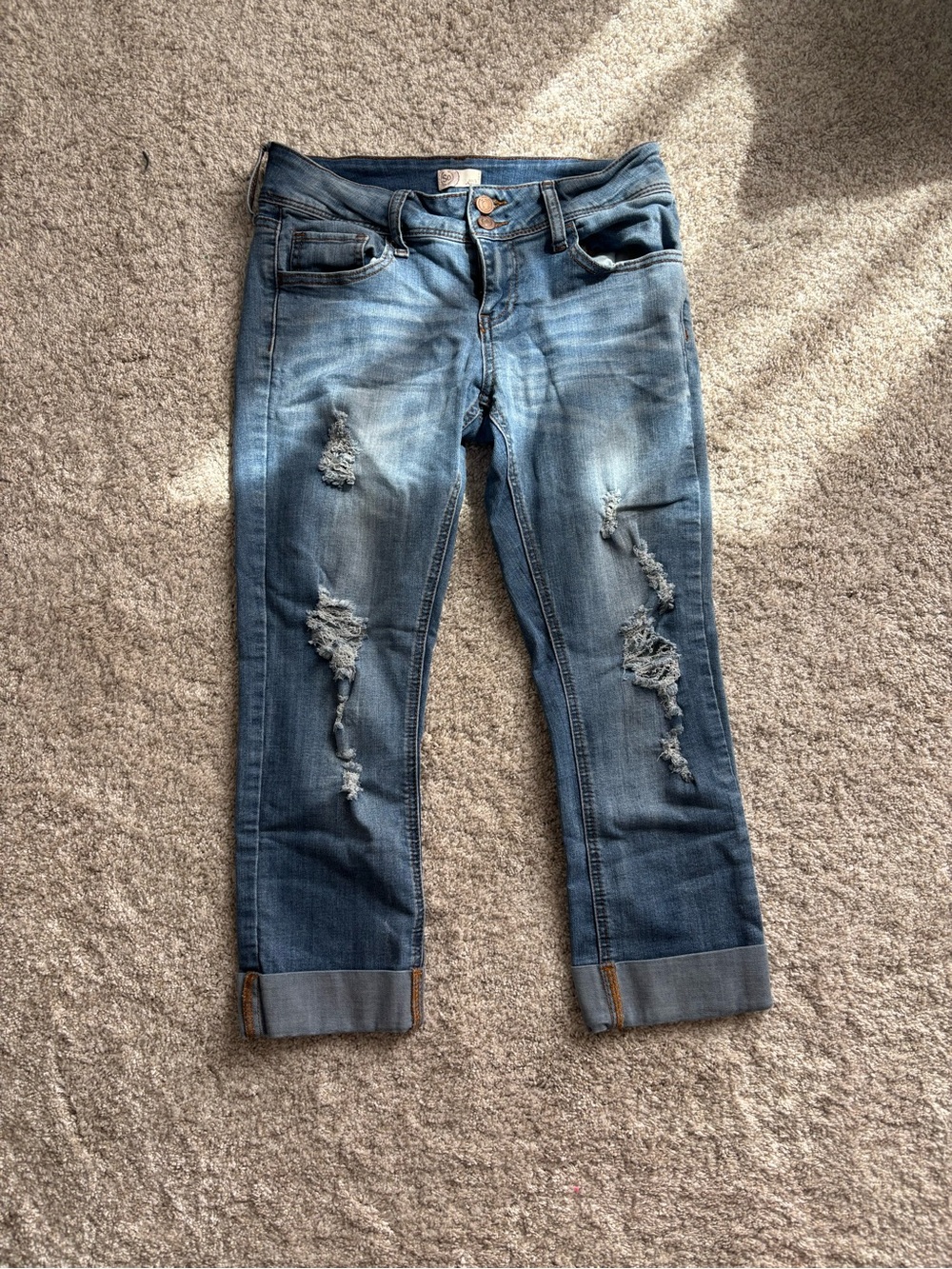 SO Women’s Distressed Cropped Jeans in Mid Blue